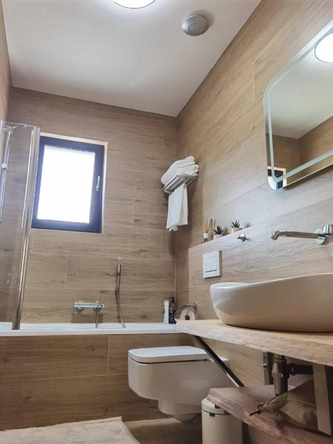 Yipin Villa Praha Bagian luar foto